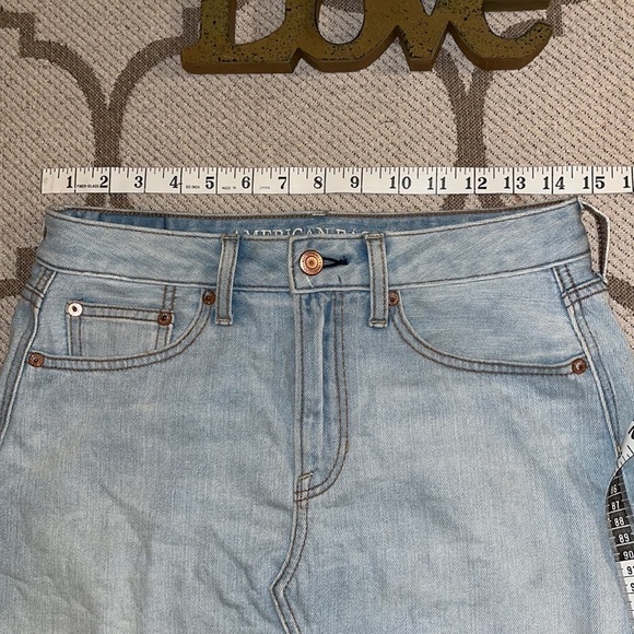 American Eagle Outfitters distressed light wash mini denim skirt - Picture 15 of 17